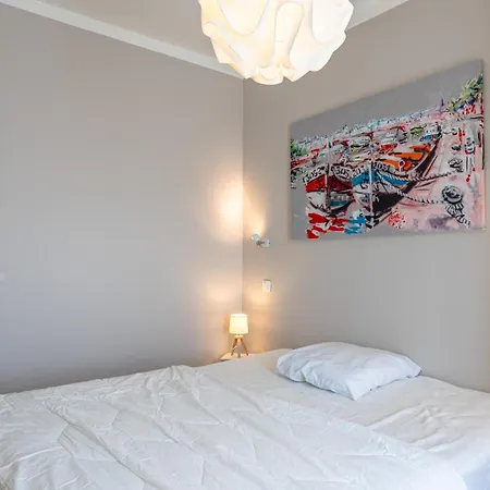 La Maison Des Amis 8 Personnes Nyaraló *