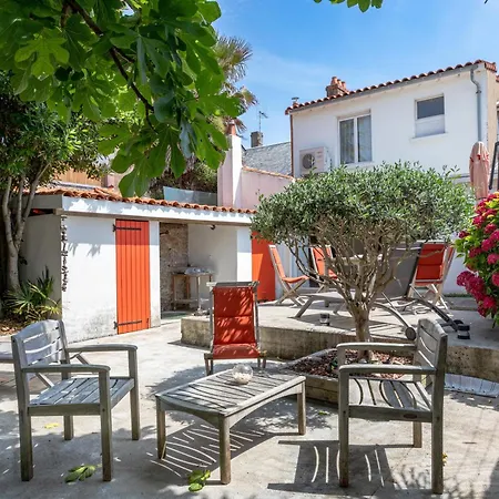 Nyaraló La Maison Des Amis 8 Personnes *