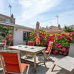 La Maison Des Amis 8 Personnes 펜션